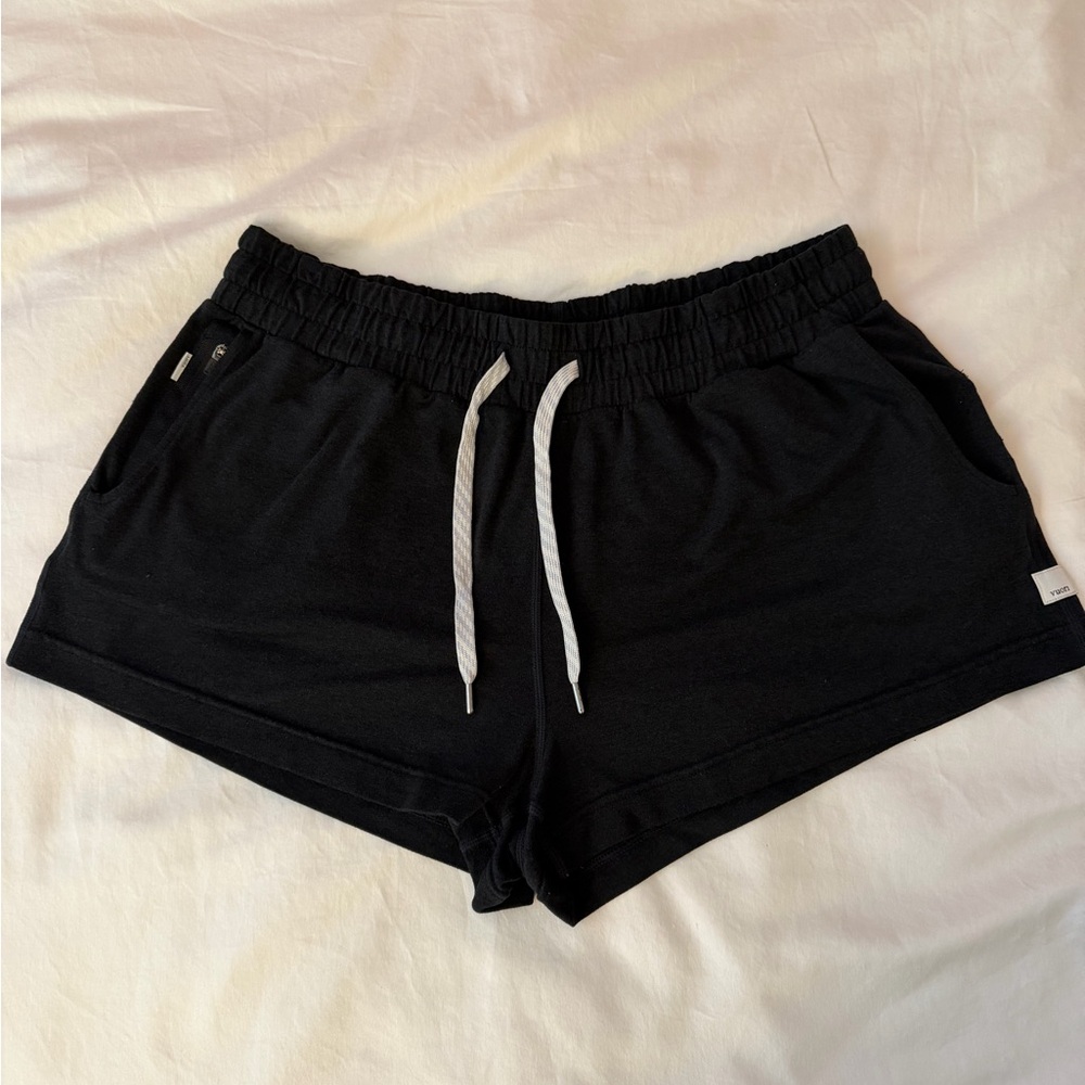 Vuori Halo Performance Black Women's Shorts